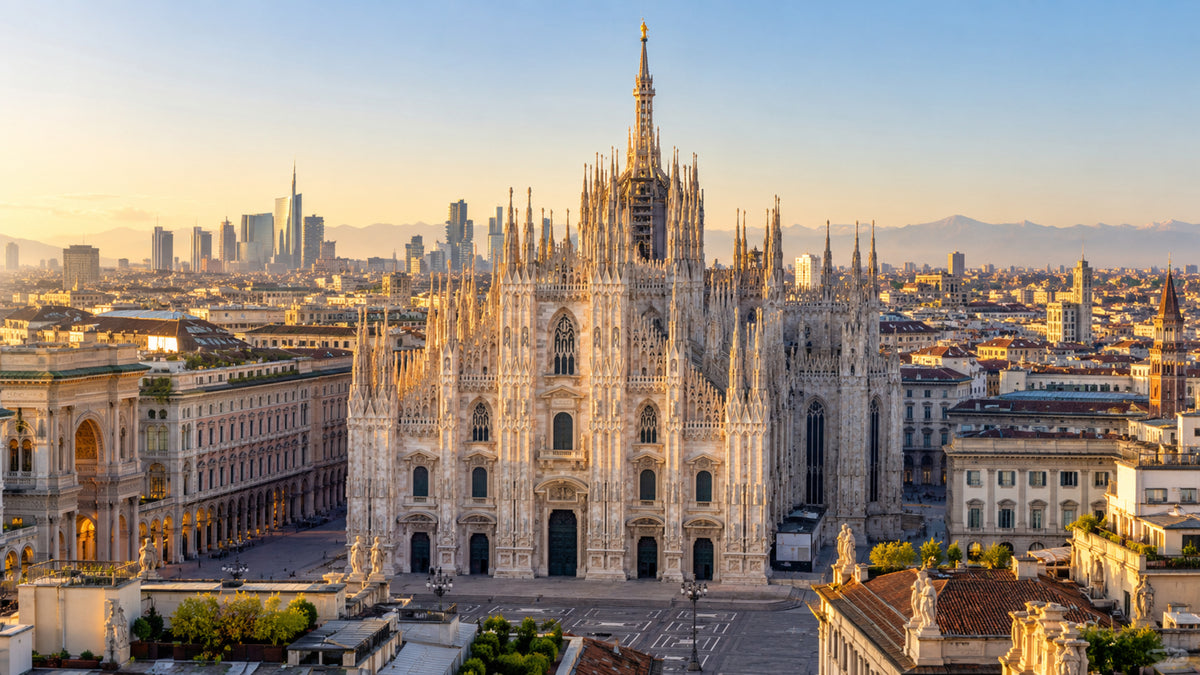 Milano: il Duomo e lo skyline nella luce dorata